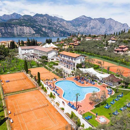 Club Hotel Olivi - Tennis Center Мальчезине Экстерьер фото